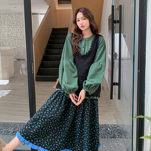 减龄衬衫罩衫碎花半身裙套装女秋季盐系轻熟巨好看超火ootd三件套图片