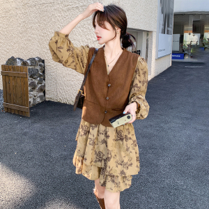 复古碎花连衣裙春秋女2025新款麂皮绒马甲超好看小个子图片