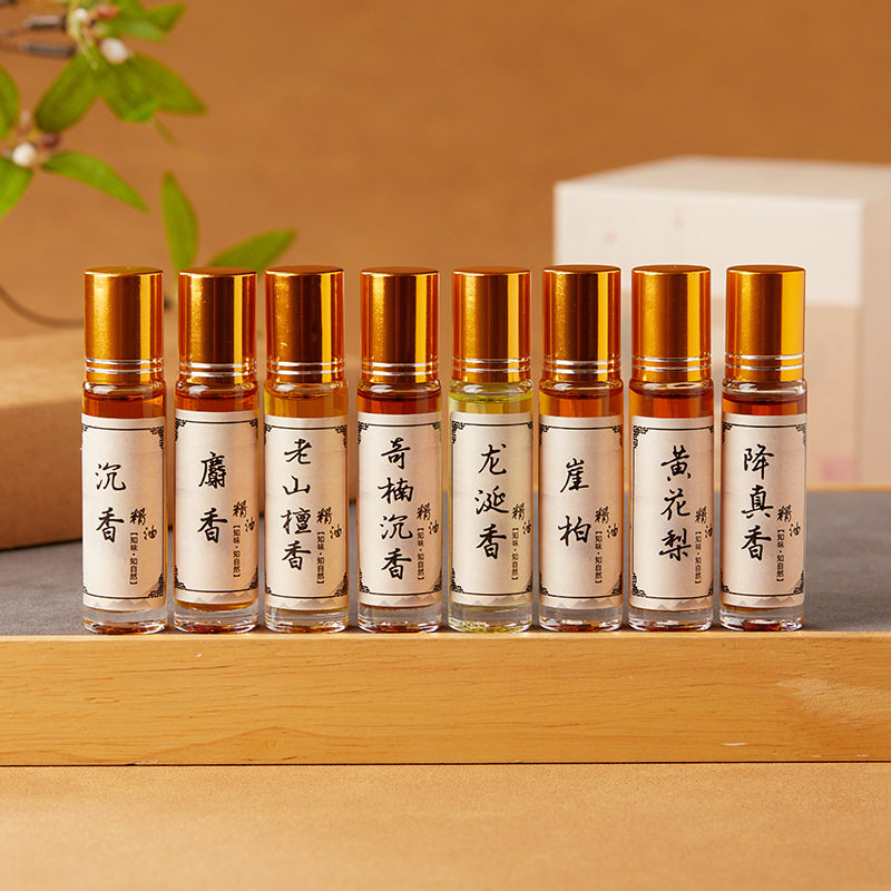 现货批发沉香精油老山檀香精油奇图片