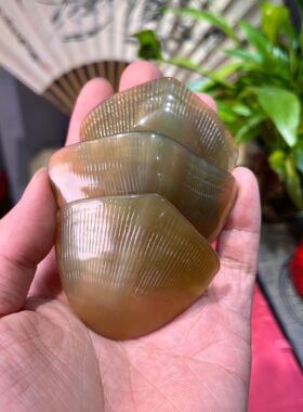 天然牛角刮痧板吊坠手把件牙骨角