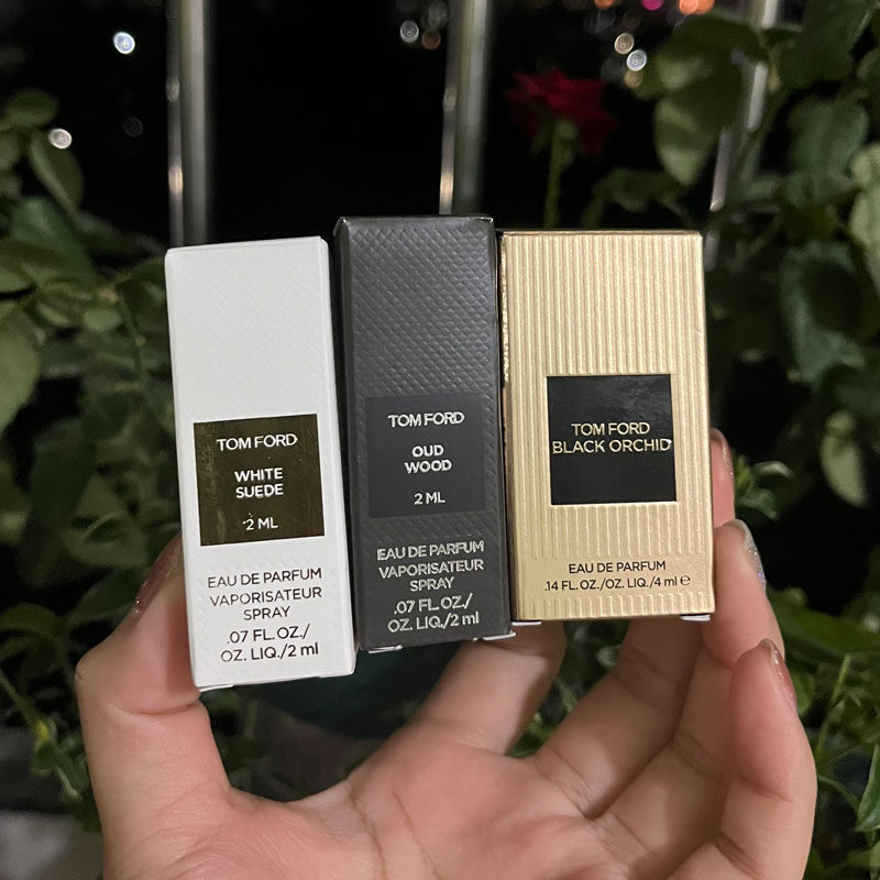 Tom Ford/汤姆福特乌木沉香白麝香香水试管小样2ml