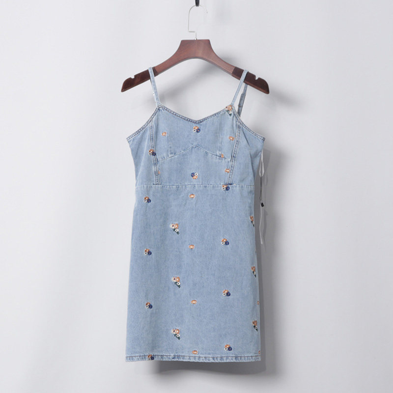 刺绣印花浅蓝牛仔吊带侧边拉链刺绣短裙马甲连衣背带裙小个子