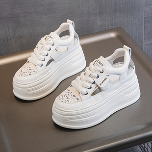 8CM内增高小白鞋女2026夏季新款小个子透气网面厚底休闲镂空凉鞋