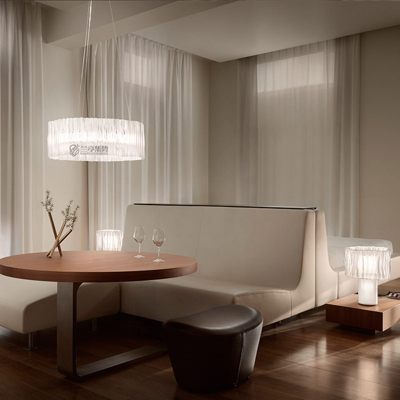 轻奢后现代风设计师不锈钢客厅灯