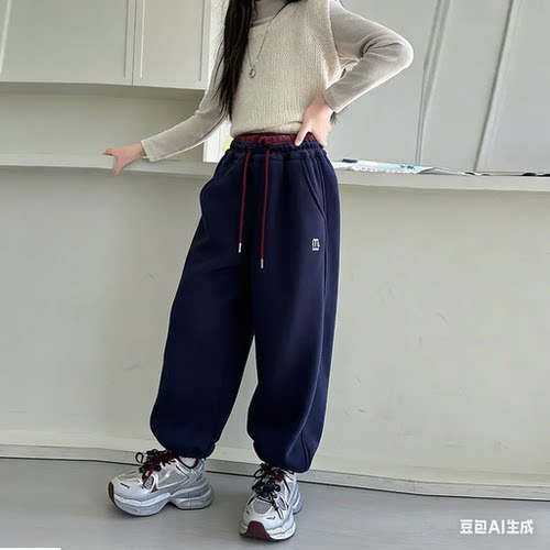 刺绣m标款加厚羊羔毛卫裤