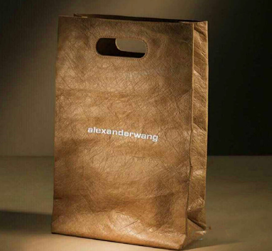 麦当劳亚历山大联名包包麦当劳亚历山大王堡包全新