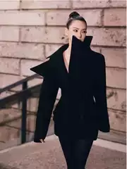 2026 New Model Qi Wei Style 100% Wool Large Lapel Stylish Black Double-Breasted Woolen Coat for Women