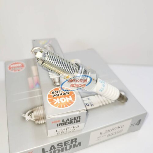 NGK铱铂金火花塞 ILZKR7K8 95392 适用于奔腾T77 1.2T部分车型