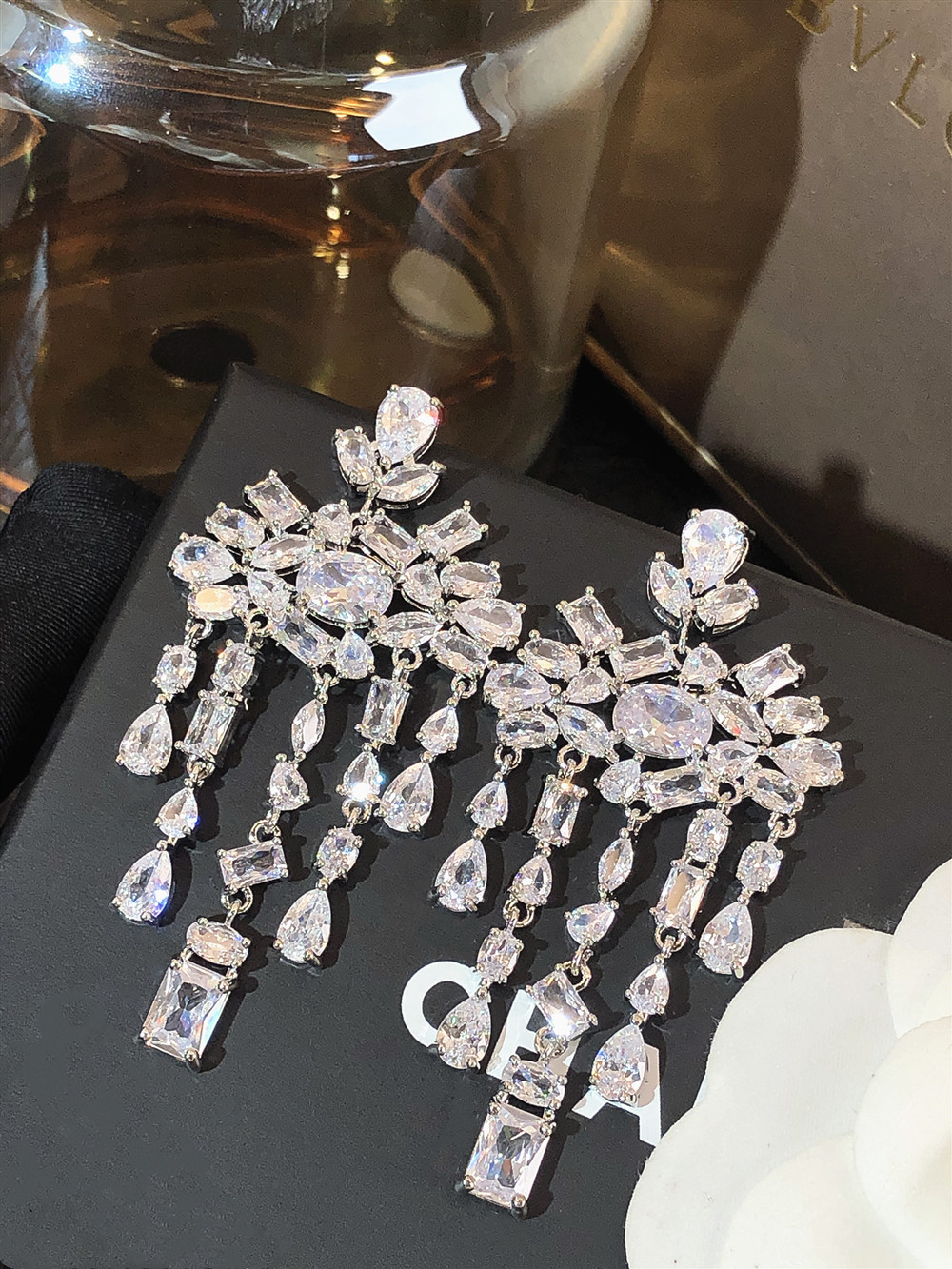 优雅轻奢水滴流苏夸张耳饰女