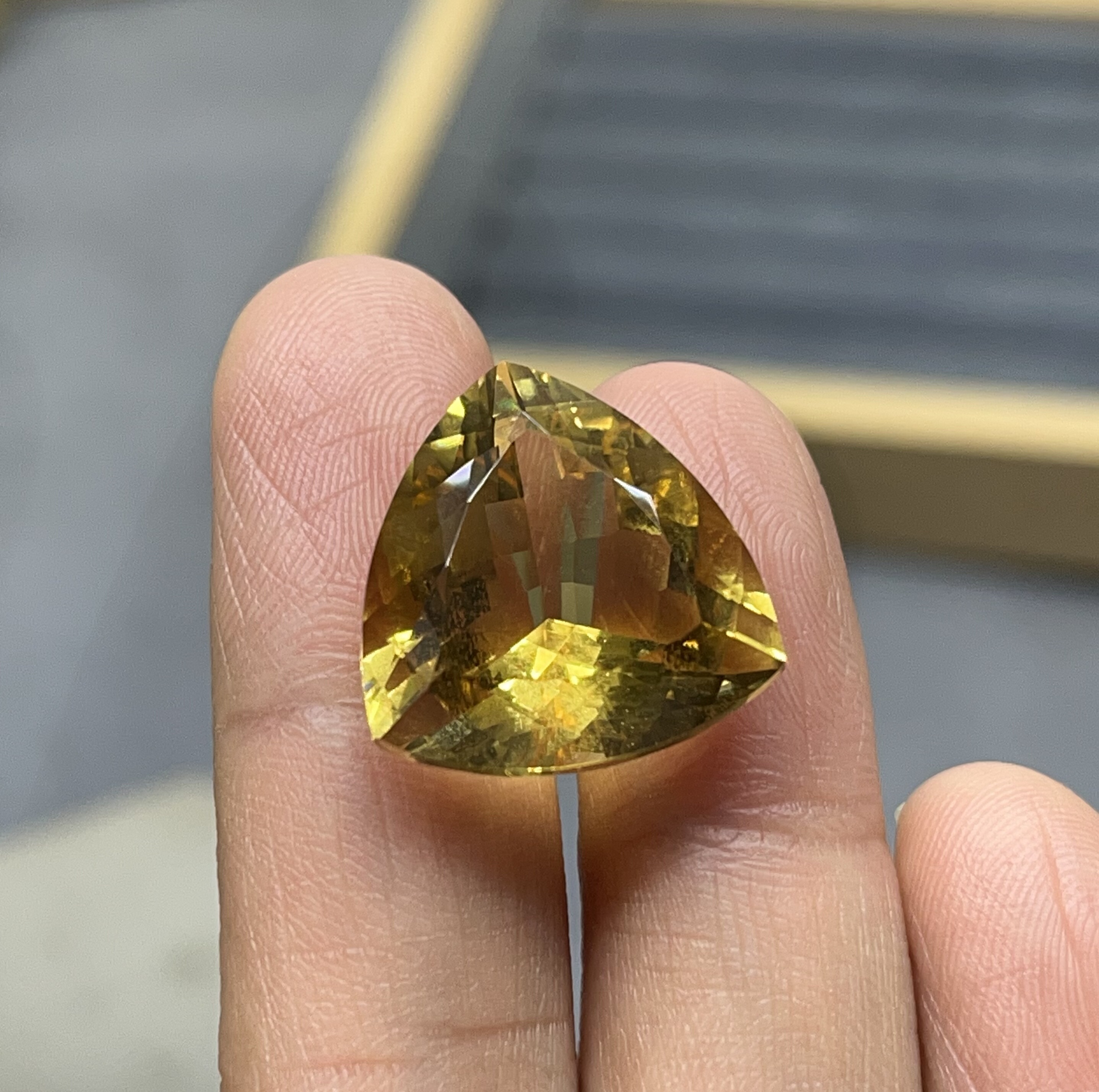 天然黄水晶裸石戒面镶嵌巴西黄水晶裸石戒面三角形宝石戒指吊坠