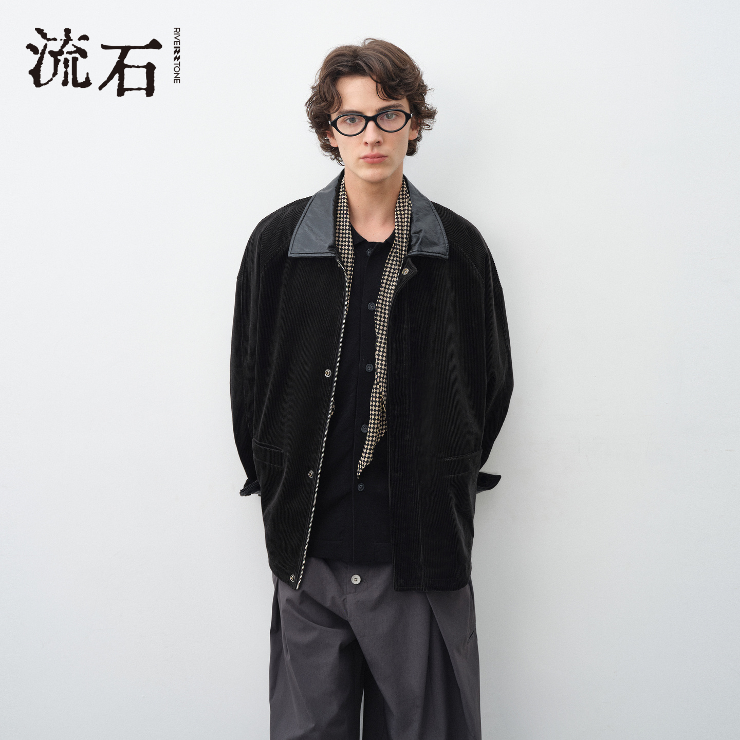 商场同款流石男装黑色灯芯绒夹克