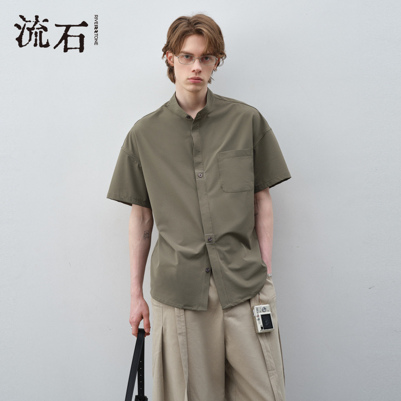 流石男装简约高级感短袖衬衫2026年夏季新款男士透气防晒宽松衬衣