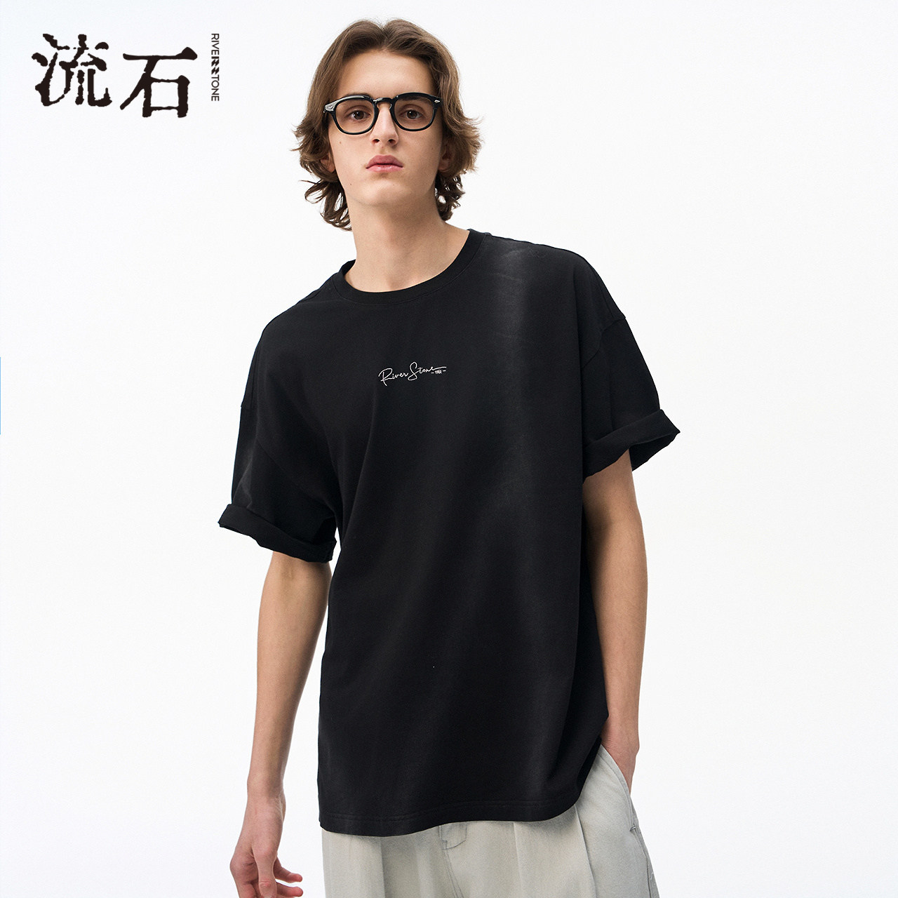 流石男装喷绘刺绣短袖T恤衫2026年夏季新款男士个性经典印花上衣