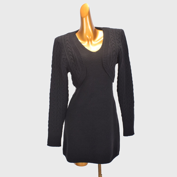法式复古黑色针织吊带连衣裙女秋季新款长袖无扣披肩开衫两件套厚