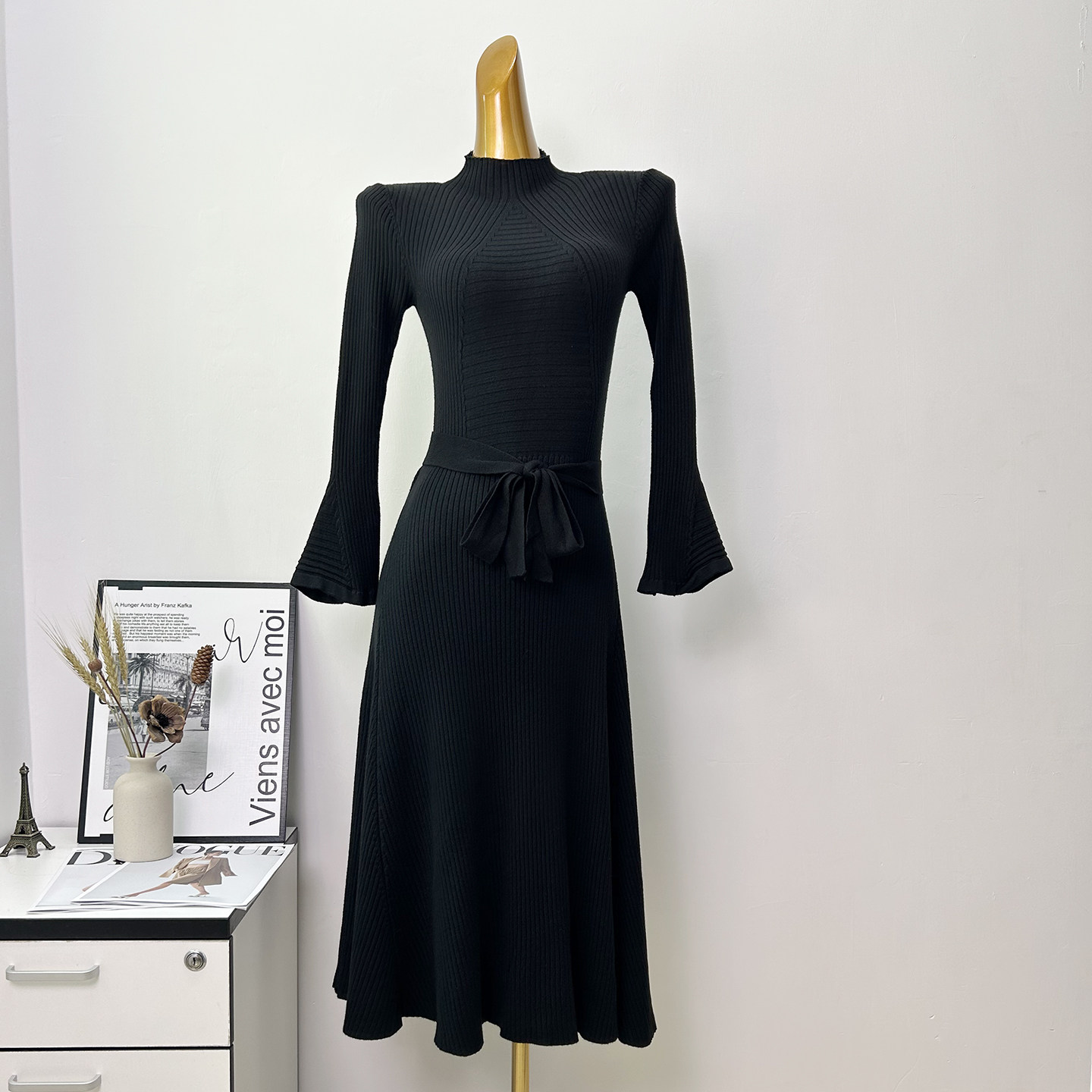 法式半高领针织连衣裙女秋冬新款气质修身显瘦百搭长袖打底A字裙