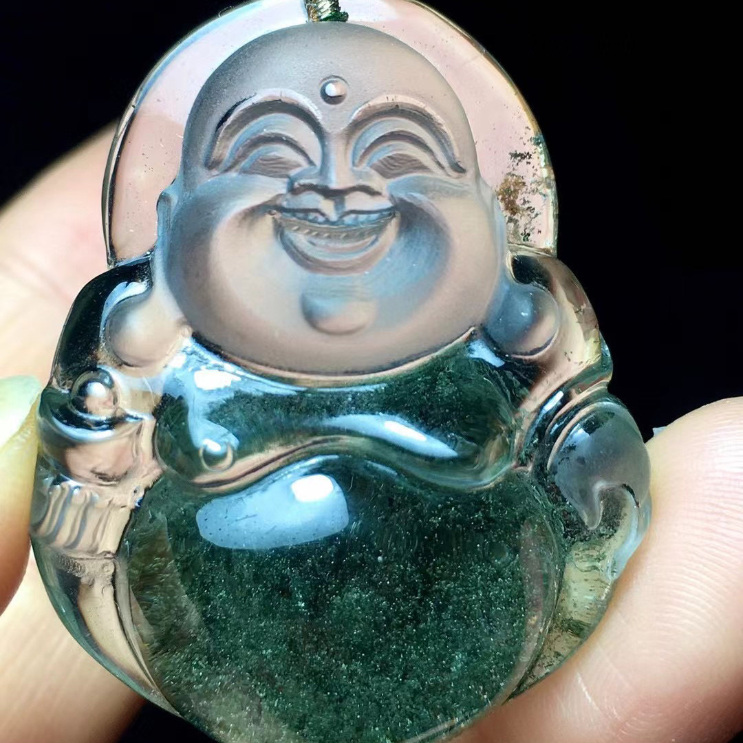 魅晶天然原矿水晶晶体通透星光绿幽灵雕刻大肚佛吊坠