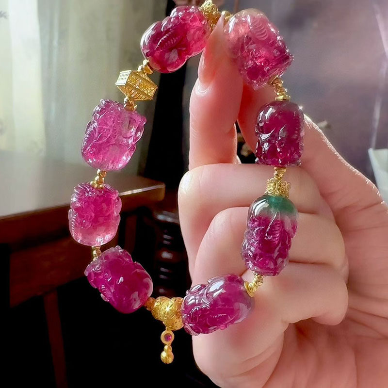 魅晶天然水晶晶体通透宝石红碧玺精雕貔貅手链