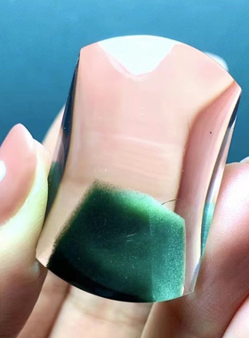 魅晶水晶晶体通透吊坠