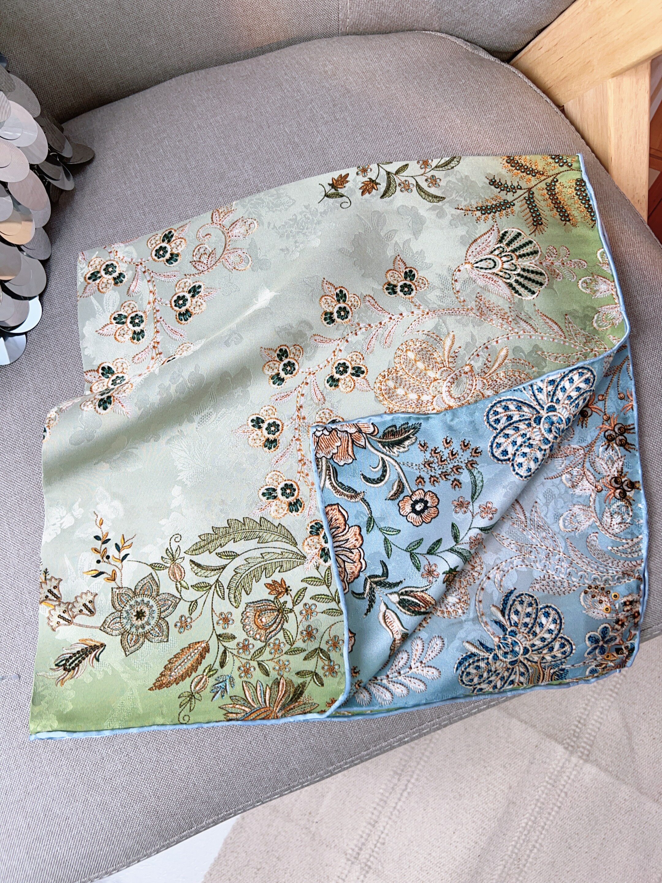 【金枝玉叶】双面异色真丝花萝砂丝巾19姆米围巾披肩65cm