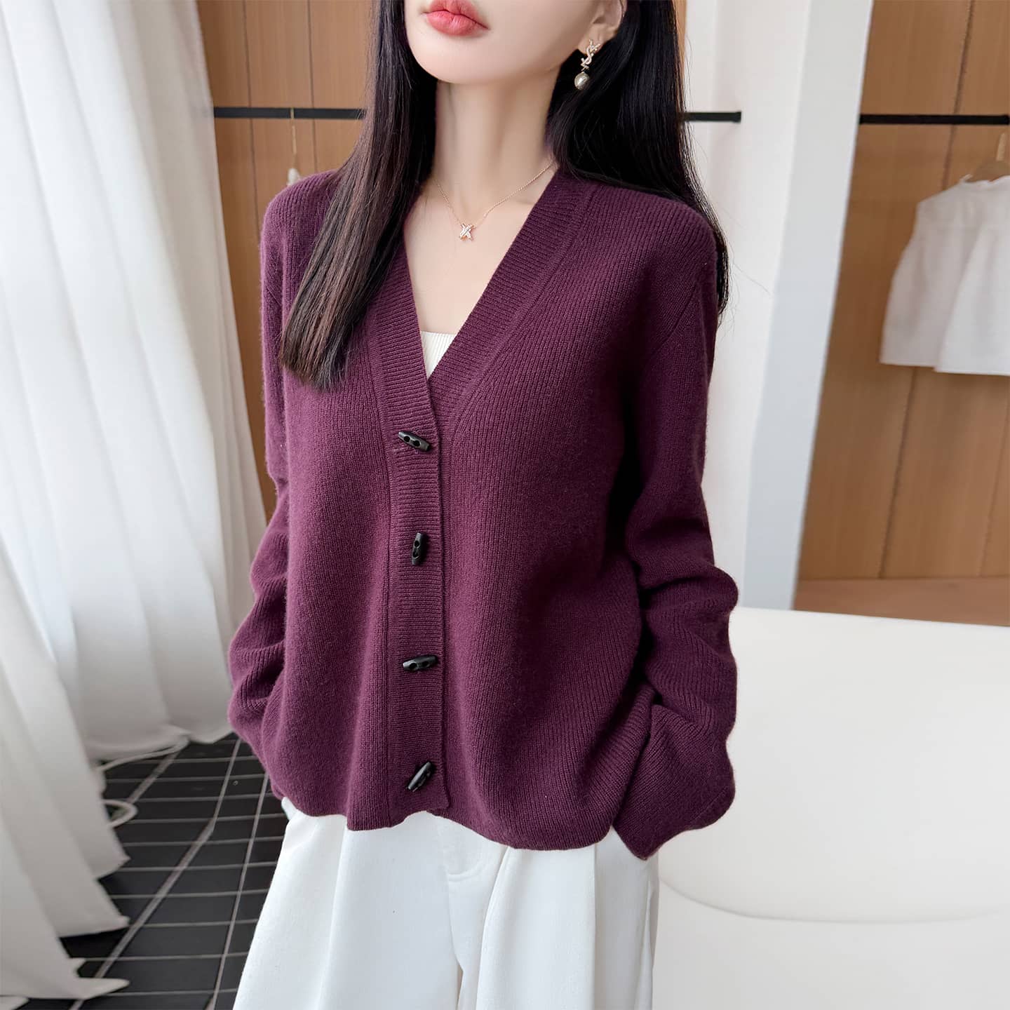 保暖元宝针V领羊毛衫开衫