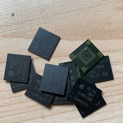 议价KLMAG1JENB，拆机300个