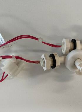 议价ACRC301S上拆下冷凝水排水浮球，功能正常