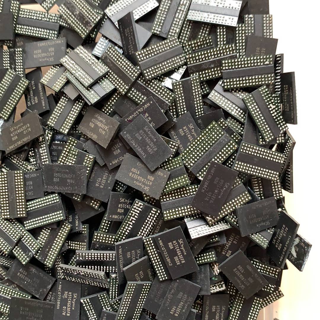 议价H5TC4G63EFR，K4B4G16，拆机包好价格可谈各1