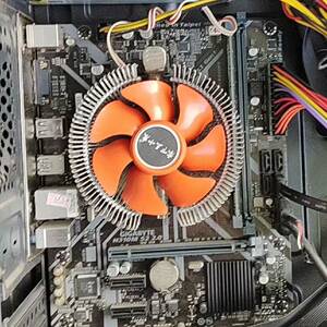 议价技嘉H310m s2 2.0 拆机两个 外观新 原装无修