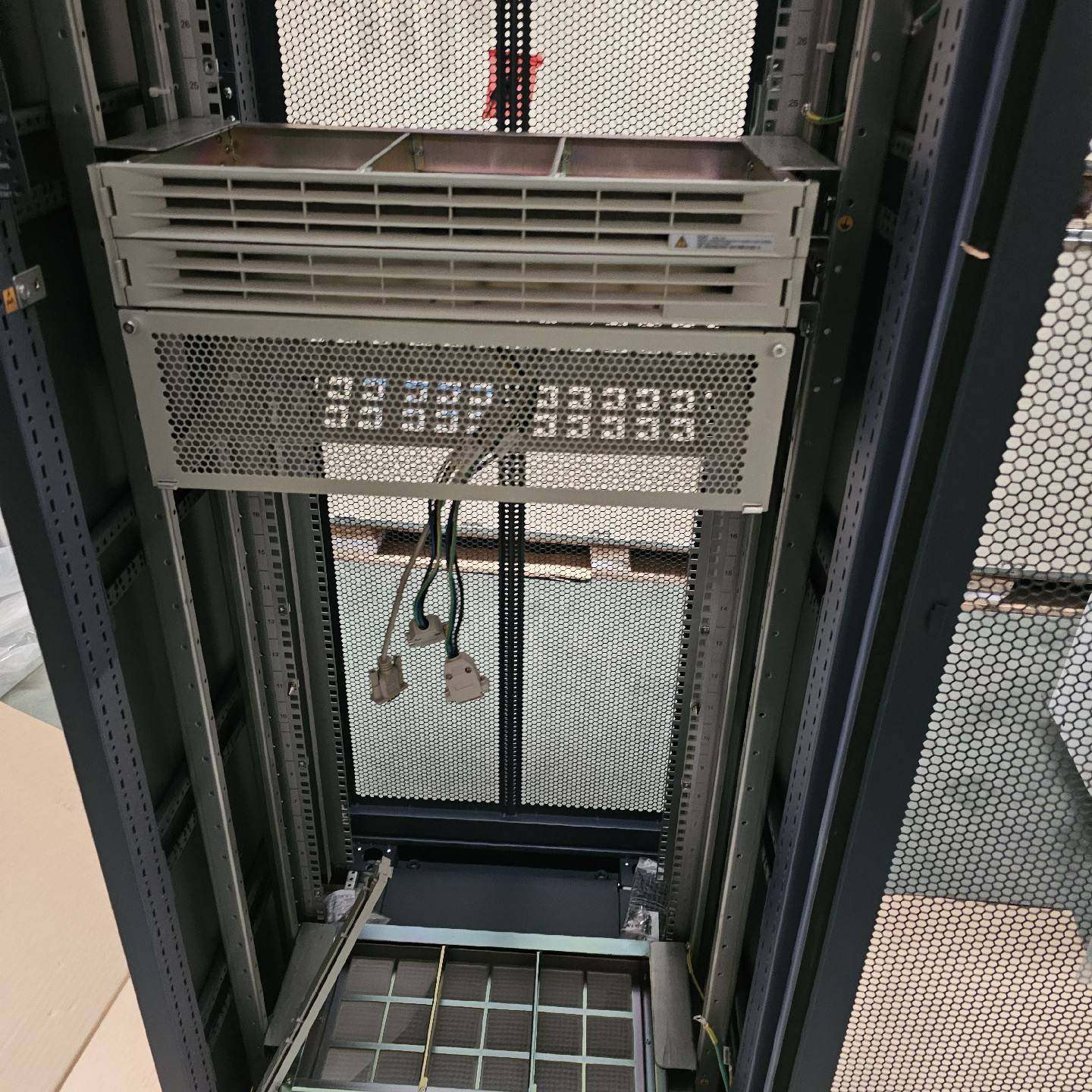 议价中兴S385挡风板