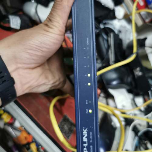 议价出2个TP-LINK TL-AC100 AC控制器，成色一般
