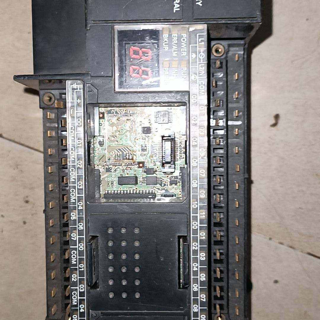 议价 sysmac cp1h plc，成色一般，