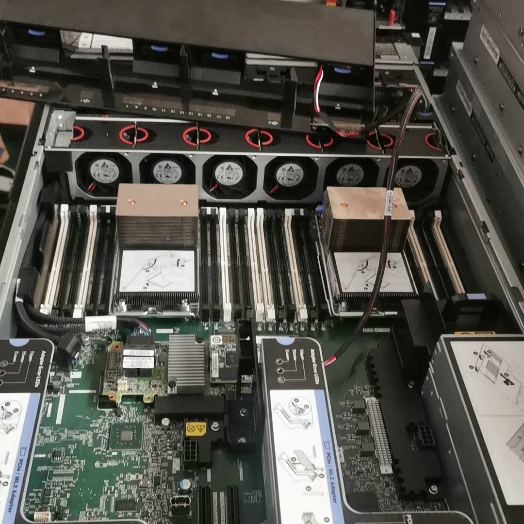 议价IBM X3650M5 主板 00YJ424 01KN186