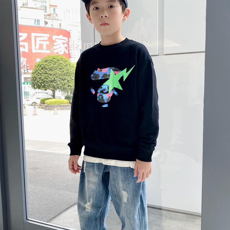 日系潮牌儿童圆领打底上衣酷黑字母男童休闲卫衣中大童套头衫女童