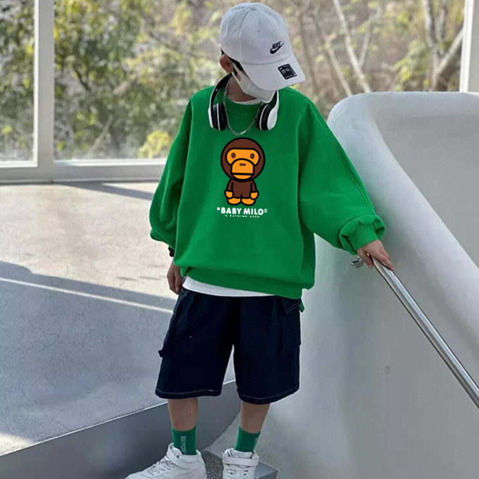 日系潮牌儿童圆领打底上衣酷黑字母男童休闲卫衣中大童套头衫女童