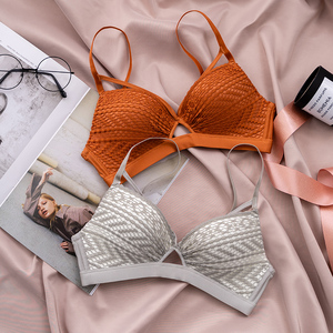 性感小胸聚拢无钢圈文胸