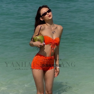 泳衣女黑皮辣妹抹胸印花平角分体比基尼显瘦小胸聚拢温泉度假海边