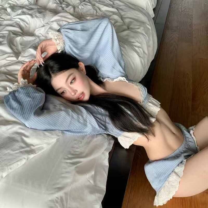 泳衣女分体法式蓝条纹蕾丝性感聚拢长袖V领比基尼平角短裤度假风