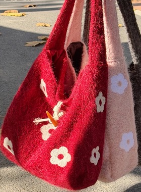 秋冬复古毛绒托特包女大容量学生上课单肩包休闲百搭氛围感毛呢包