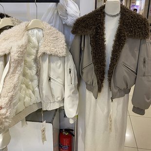 羊羔毛大翻领派克服女保暖羽绒服外套2025冬毛领夹克减龄洋气外套