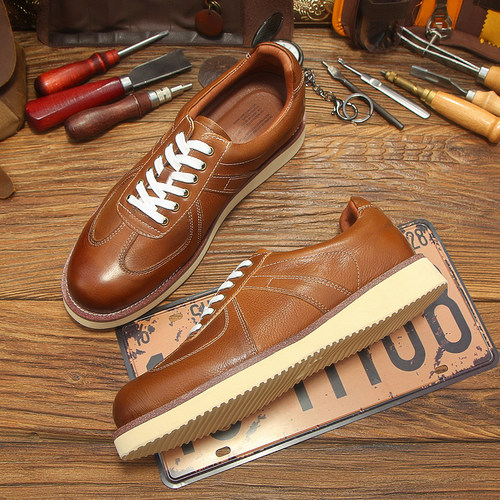 戟马复古低帮头层牛皮工装靴