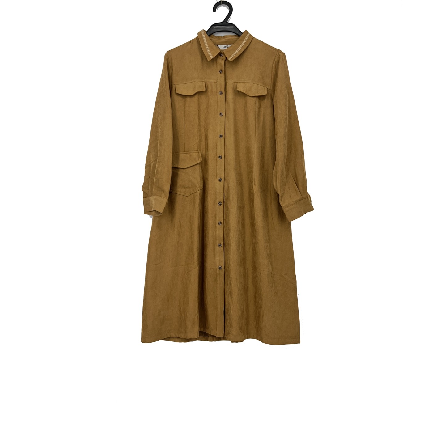 单排扣翻领宽松舒适连衣裙女