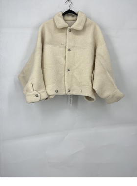 秋冬款 撤柜品牌 时*味* 宽松休闲翻领羊羔绒短款外套女31601