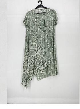 夏款 撤柜品牌 *系列 宽松舒适中长款休闲连衣裙女92341