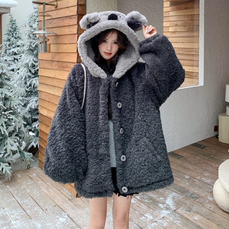 新款现货！可爱风百搭小熊帽款毛毛保暖外套278-8812-P225K338，女装皮草，三七家