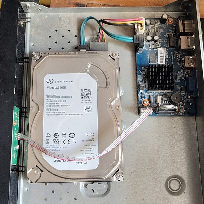 希捷 1TB 3.5寸硬盘，型号ST1000VM002，SA--议价商品