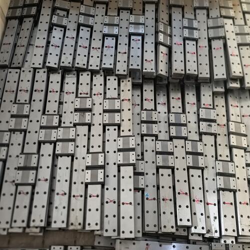 二手拆机导轨THKRSR15WVM总长度550，一条配两个块--议价商品