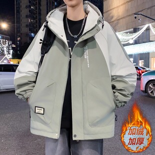 秋冬装加绒厚外套男孩初高中学生冲锋衣夹克青少年胖大童保暖棉服