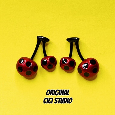 CICI STUDIO小众潮流艺术暗黑樱桃耳钉女ins甜酷复古摩登精工耳环