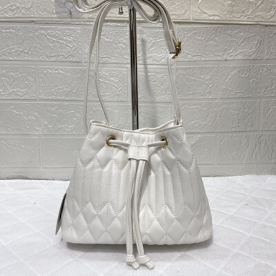 外贸英国primark时尚女包高级感百搭PU抽绳水桶包 单肩斜挎包