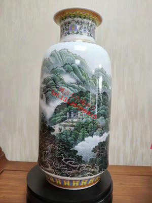 松山云海觅福图瓷瓶粉彩瓷器瓶赏瓶山水画山景陶瓷花瓶张松茂摆件